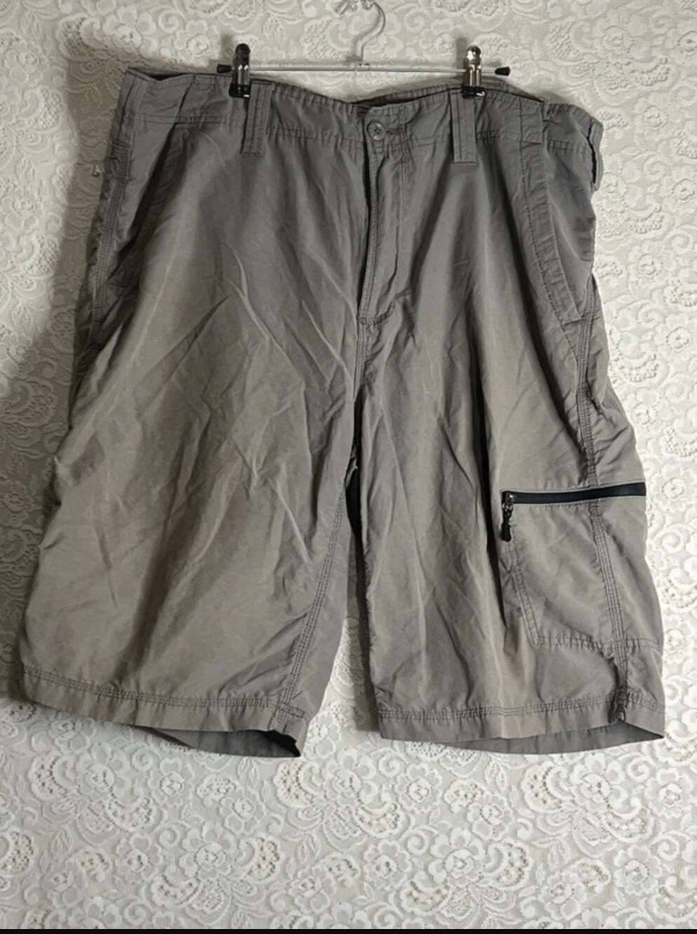 Urban Pipeline Classic Length Cargo Shorts Size 40 Grey